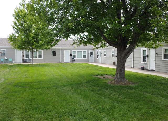 Property at 2425 B Ave, Kearney, NE 68847, 7 beds, 6 baths