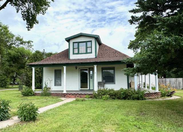 Property at 600 W North St, Miller, NE 68858, 2 beds, 2 baths
