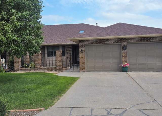 Property at 8 W 48th St, Kearney, NE 68845, 3 beds, 3 baths