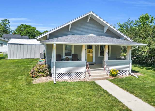 Property at 312 2nd St, Riverdale, NE 68870, 3 beds, 2 baths