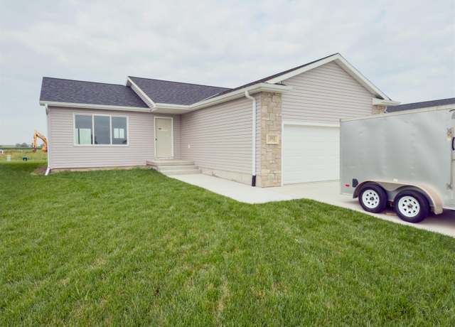 Property at 2112 E 41st St, Kearney, NE 68847, 2 beds, 2 baths