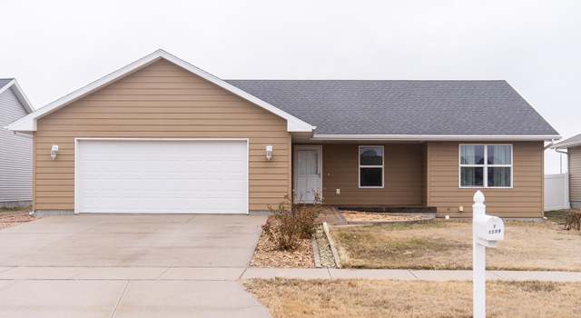 Photo of 1209 E 16th St, Kearney, NE 68847