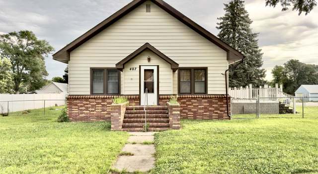 Photo of 407 Calvert Ave, Elwood, NE 68937