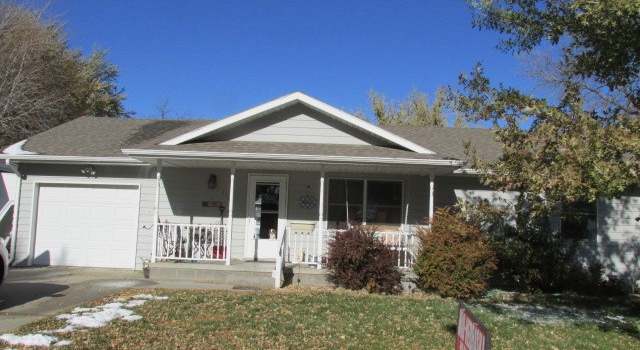 Photo of 2540 Highland Dr, Gothenburg, NE