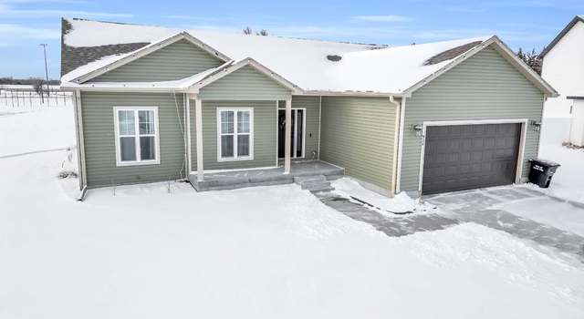 Photo of 914 Kolo Ct, Loup City, NE 68853