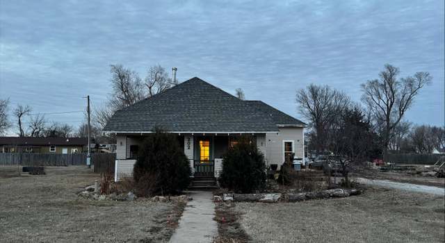 Photo of 202 5th St, Edgar, NE 68935