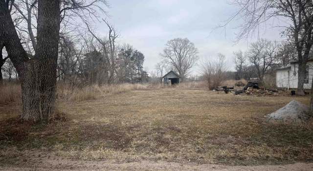 Photo of 406 W 4th St, Fairfield, NE 68938