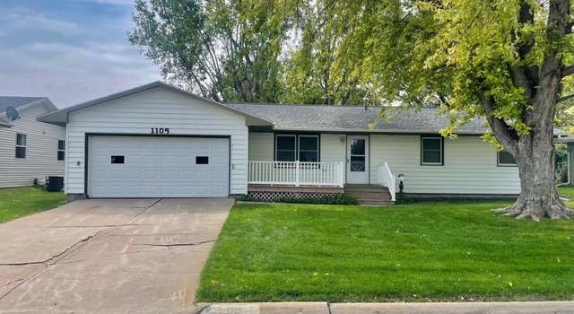 Photo of 1105 19th St, Gothenburg, NE 69138