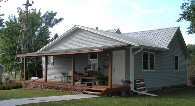 Photo of 106 Minden St, Hazard, NE 68844