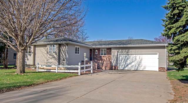 Photo of 733 S Blaine St, Minden, NE 68959