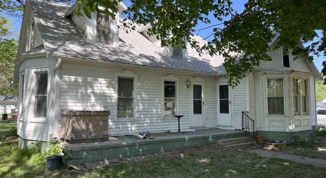 Photo of 504 W 5th St, Shelton, NE 68876