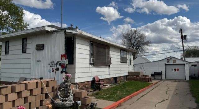 Photo of 718 E Park St, Hastings, NE 68901