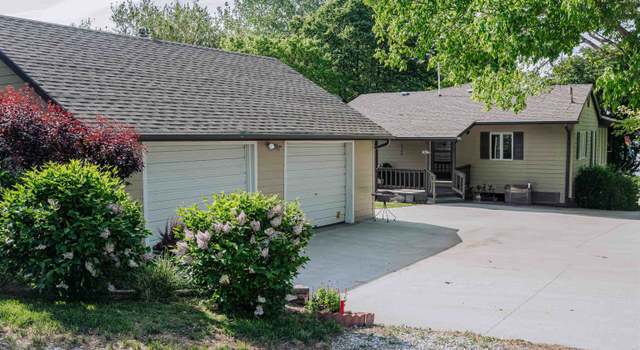 Photo of 88 Mallard Dr, Loup City, NE 68853