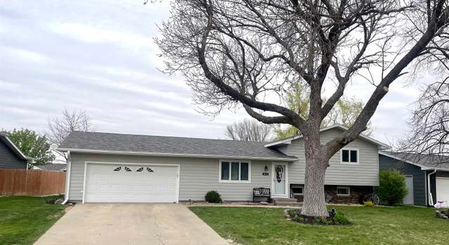 Photo of 1020 23rd St, Gothenburg, NE 69138