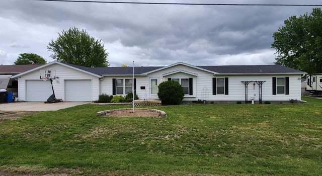 Photo of 620 N Easy St, Elm Creek, NE 68836