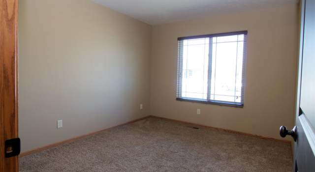 Photo of 6610-6612 L Avenue Pl, Kearney, NE 68847
