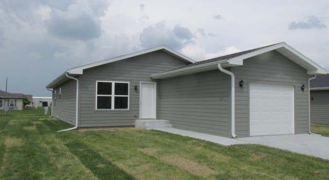 Photo of 1014 Washington St, Gothenburg, NE 69138