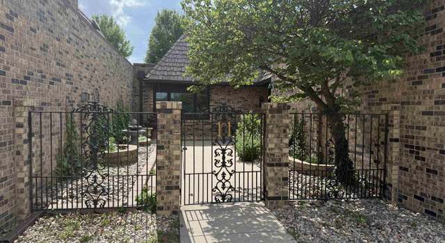 Photo of 11 Village Dr, Hastings, NE 68901