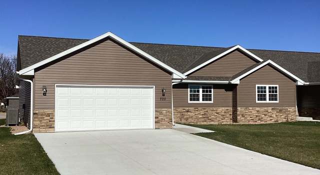 Photo of 702 E 19th St, Cozad, NE 69130