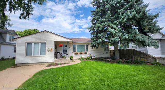 Photo of 708 17th St, Gothenburg, NE 69138