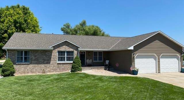 Photo of 802 E 51st St, Kearney, NE 68847