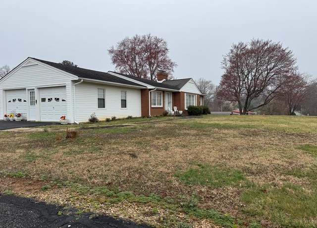 Property at 11009 Martinsville Hwy, Danville, VA 24541, 3 beds, 2 baths