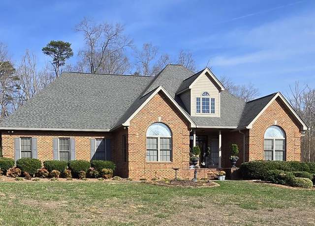 Property at 242 Westhaven Dr, Danville, VA 24541, 4 beds, 2.5 baths