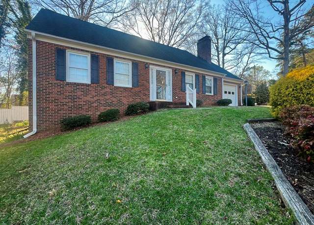 Property at 817 Tamworth Dr, Danville, VA 24540, 3 beds, 2 baths