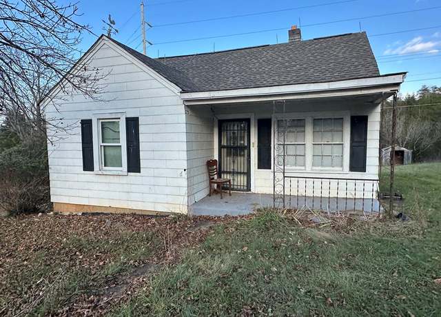Property at 1172 Sugartree Church Rd, Danville, VA 24541, 4 beds, 1 bath