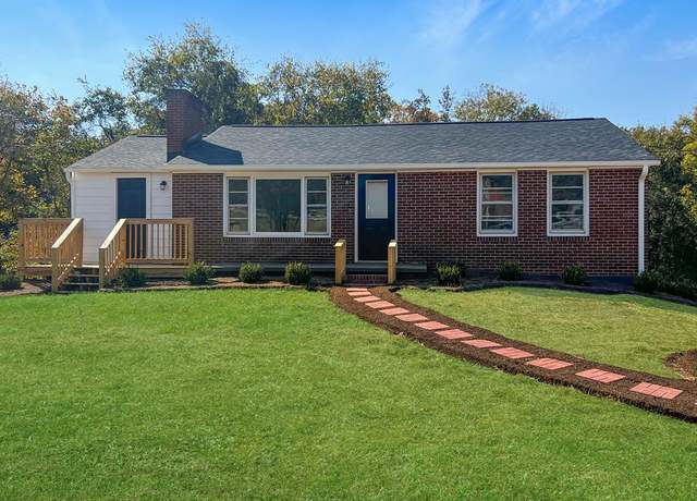 Property at 1364 College Park Dr, Danville, VA 24541, 3 beds, 1 bath