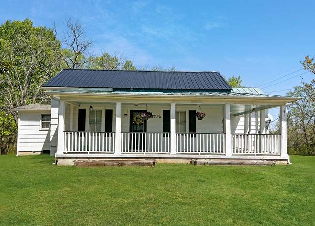 Property at 1646 Blair Loop Rd, Danville, VA 24541, 3 beds, 1.5 baths