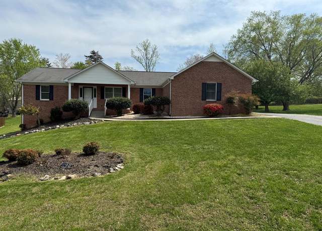 Property at 1702 Buckhorn Dr, Danville, VA 24540, 4 beds, 3.5 baths