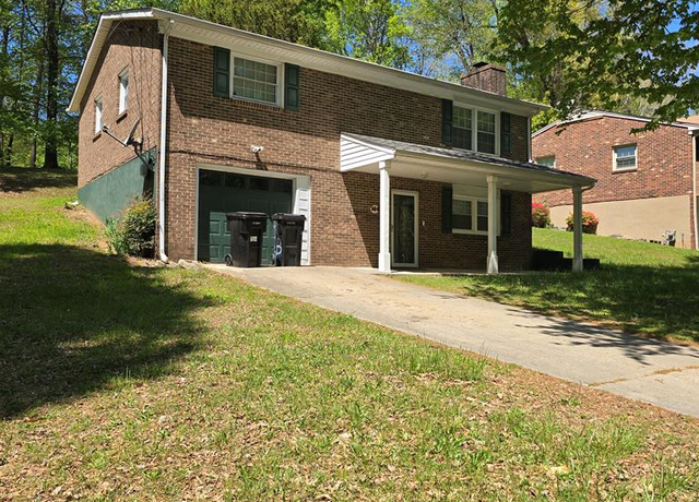 Property at 144 Graymont Pl, Danville, VA 24541, 3 beds, 3 baths