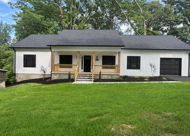 Property at 116 Oakhaven Dr, Danville, VA 24541, 3 beds, 2 baths
