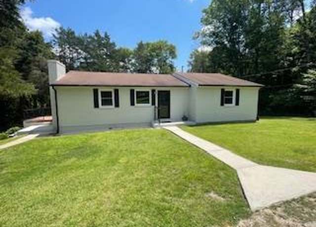 Property at 1512 Mount Cross Rd, Danville, VA 24540, 3 beds, 2 baths