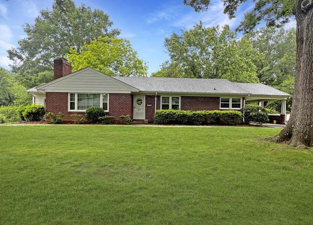 Property at 131 Confederate Ave, Danville, VA 24541, 3 beds, 1.5 baths