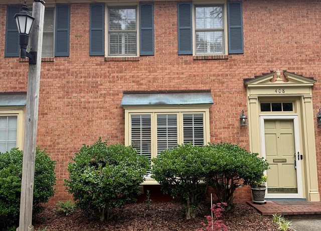 Property at 408 Sutherlin Pl, Danville, VA 24541, 2 beds, 2.5 baths
