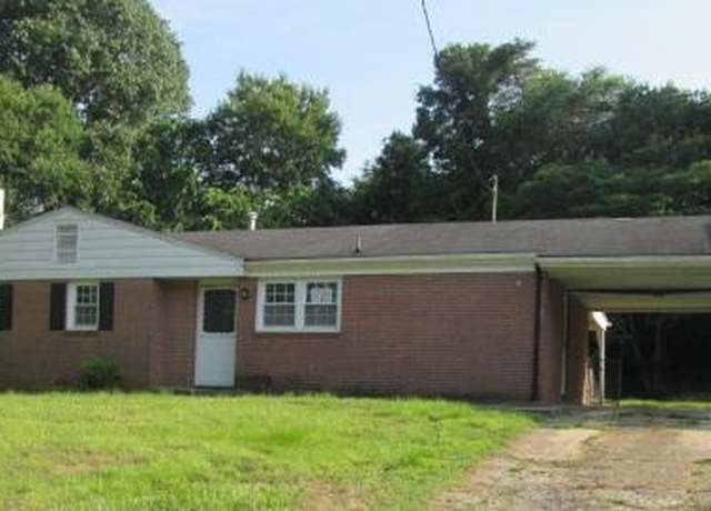 Property at 440 Lakeside Dr, Danville, VA 24540, 3 beds, 1 bath