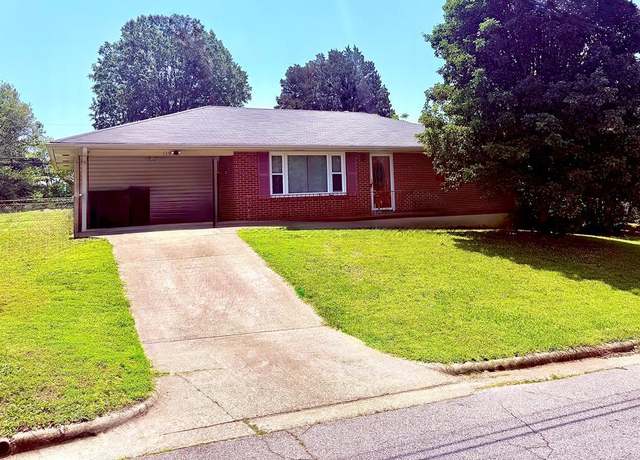 Property at 119 Westview Dr, Danville, VA 24540, 5 beds, 2 baths