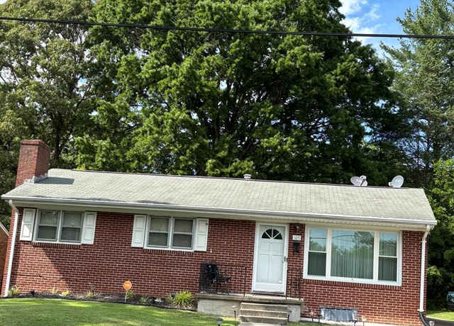 Property at 105 Parrish Rd, Danville, VA 24540, 3 beds, 2 baths