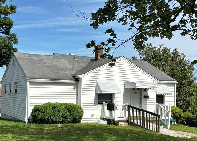 Property at 722 Melville Ave, Danville, VA 24540, 3 beds, 2 baths