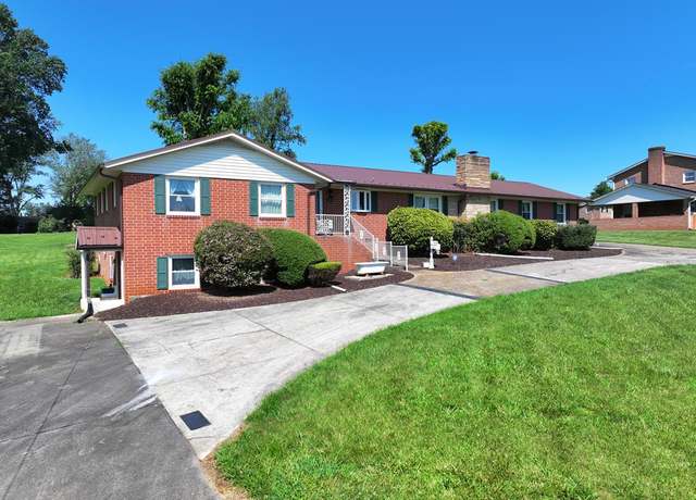 Property at 165 Shamrock Dr, Ridgeway, VA 24148, 4 beds, 3 baths