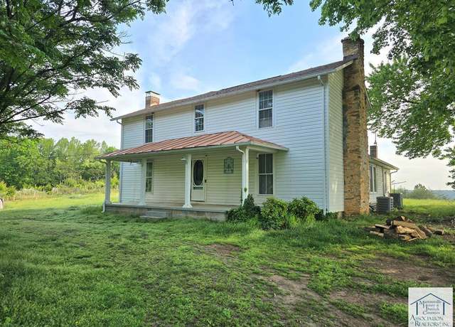Property at 246 Conner Dr, Stuart, VA 24171, 4 beds, 3 baths