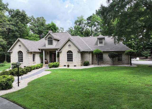 Property at 269 Rocky Knoll Ln, Danville, VA 24541, 5 beds, 3.5 baths