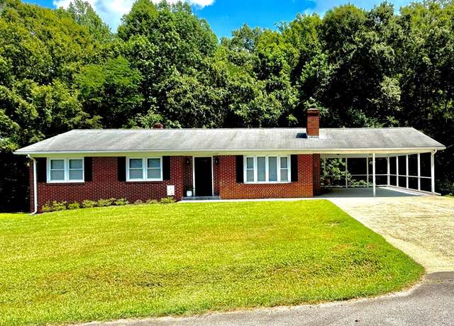 Property at 224 Lamberth Dr, Danville, VA 24541, 3 beds, 2.5 baths