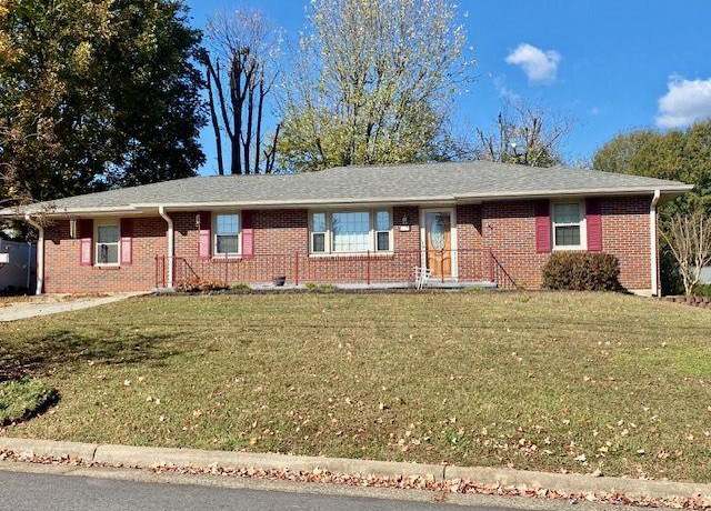 Property at 117 Franklin Ct, Danville, VA 24540, 3 beds, 2 baths