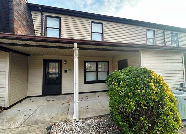 Property at 827 A Springfield Rd, Danville, VA 24540, 2 beds, 1.5 baths