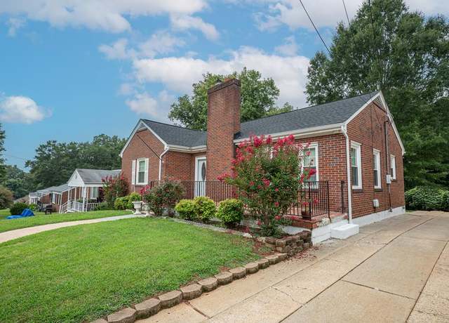 Property at 217 Arnett Blvd, Danville, VA 24540, 3 beds, 2 baths