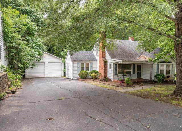 Property at 25 Baldwin St, Danville, VA 24541, 4 beds, 1 bath