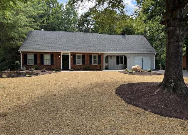 Property at 427 Sandy River Dr, Danville, VA 24541, 4 beds, 2 baths